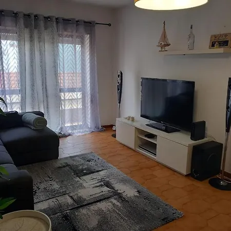 Chill House פיגואיירה דה פוז